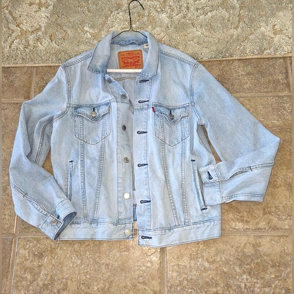 Levis Vintage Trucker Jacket, Unisex, Size Small, Pre-Owned,Excellent Condition - Picture 6 of 11